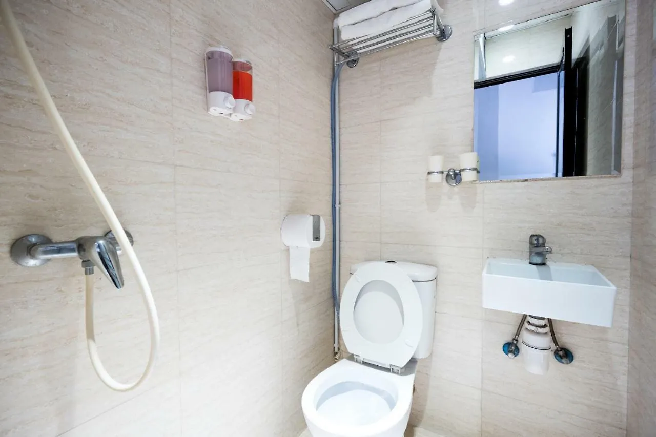 Kam Do Guest House كاولون